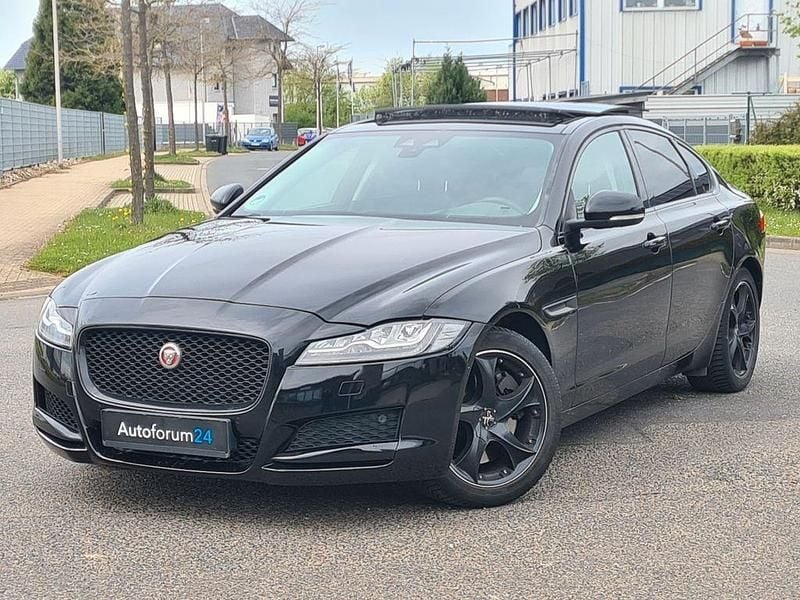 Gebraucht Jaguar XF 300 PS (220 kW) 2016 Schwarz Limousine