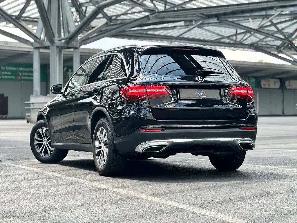 Gebraucht Mercedes GLC220 Exclusive 170 PS (125 kW) 2016 Schwarz SUV