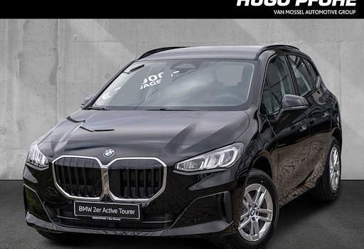 Neu BMW 216 122 PS (89 kW) 2026 Schwarz Kombi