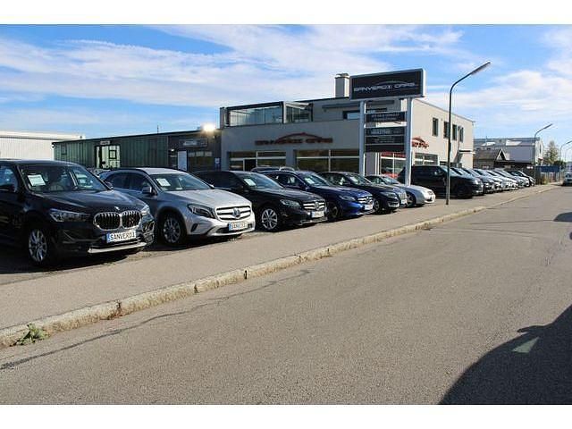 Schwarz Gebraucht 2015 Mercedes E220 Avantgarde Kombi | 11.990 € (Superpreis) - Bild 1/1