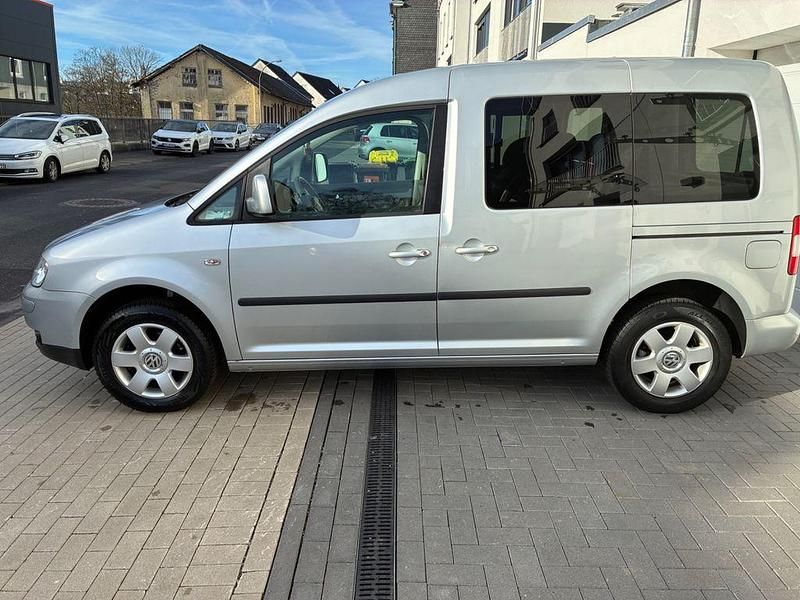 Gebraucht VW Caddy Life 80 PS (58 kW) 2009 Silber Van / Kleinbus