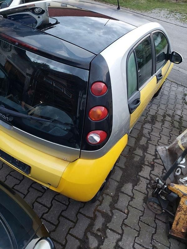 Gebraucht Smart ForFour Passion 75 PS (55 kW) 2006 Gelb Kleinwagen