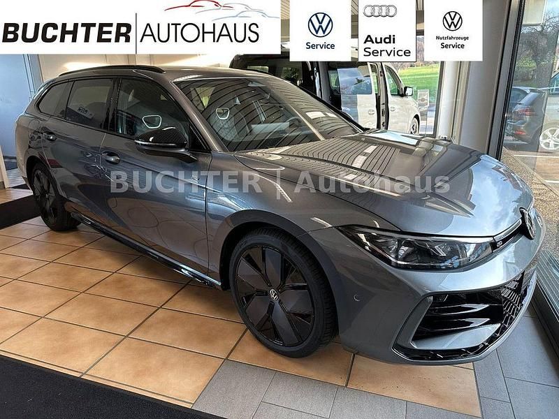 Grau Neu 2025 VW Passat R-line Kombi | 49.900 € (Guter Preis) - Bild 1/4