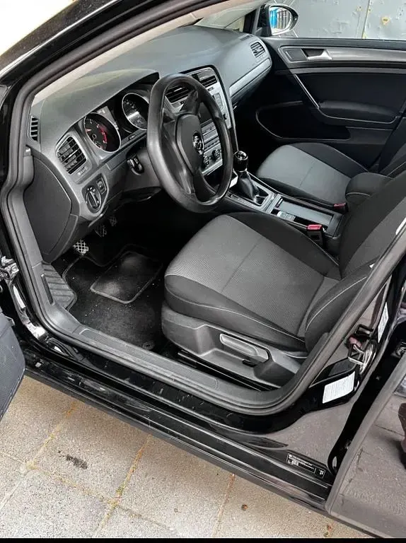 Gebraucht VW Golf VII Move 105 PS (77 kW) 2013 Schwarz Limousine