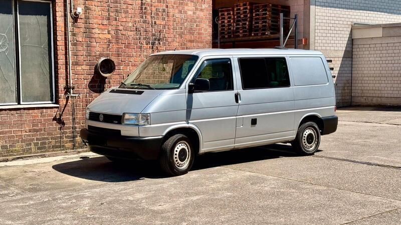 Silber Gebraucht 2002 VW T4 Van | 9.999 € (Etwas zu teuer) - Bild 1/4