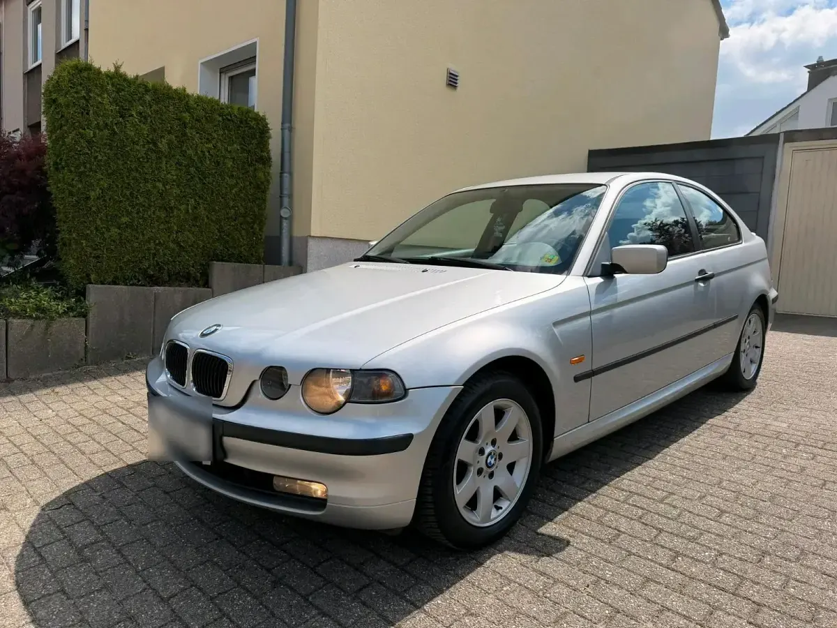 Gebraucht BMW 316 116 PS (85 kW) 2003 Silber Coupé