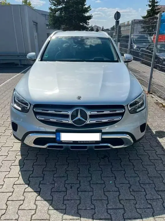 Gebraucht Mercedes GLC220 194 PS (142 kW) 2021 Silber SUV