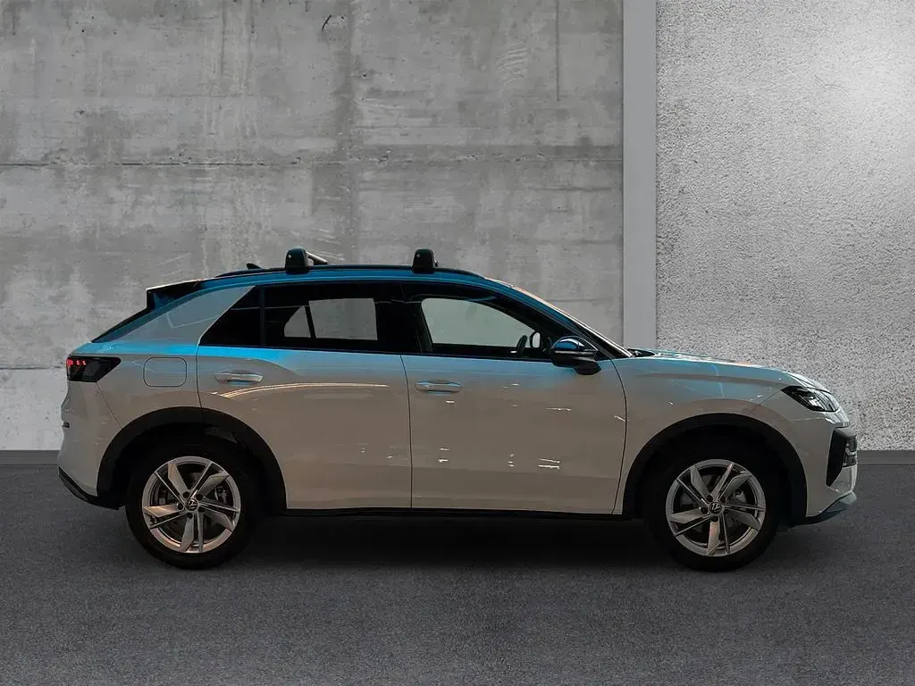 Gebraucht VW T-Roc Life 150 PS (110 kW) 2026 Weiß SUV
