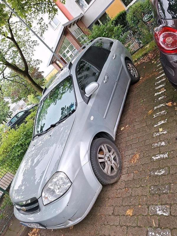 Grau Gebraucht 2006 Chevrolet Nubira Kombi | 1.400 € (Fairer Preis) - Bild 1/4