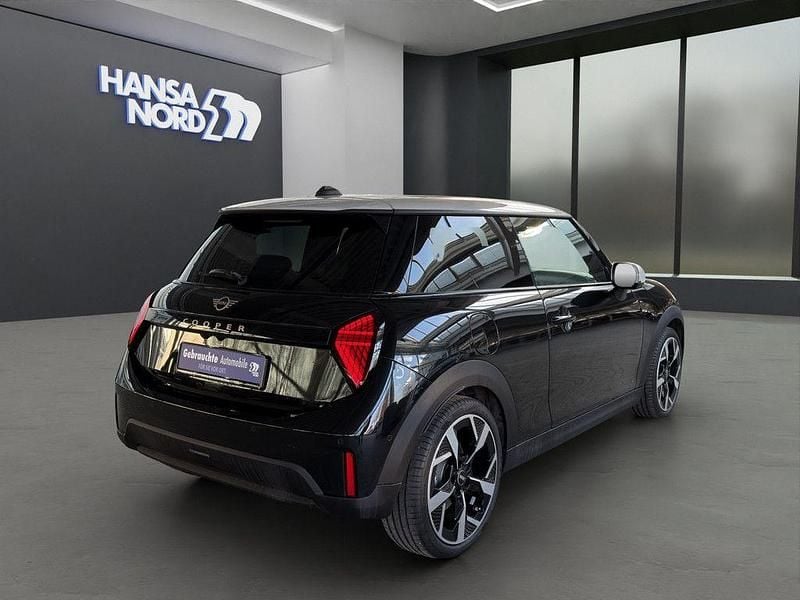 Gebraucht Mini Cooper 156 PS (114 kW) 2024 Schwarz Kleinwagen