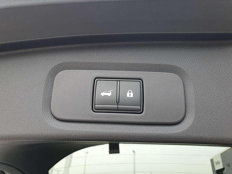 Gebraucht Nissan Qashqai N-Connecta 158 PS (116 kW) 2025 Ceramic grey/black SUV
