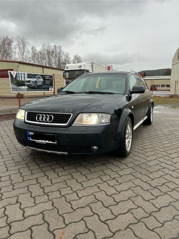 Schwarz Gebraucht 2002 Audi A6 Allroad Comfort Kombi | 700 € - Bild 1/4