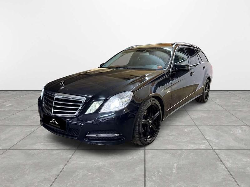 Gebraucht Mercedes E350 265 PS (194 kW) 2011 Schwarz Kombi
