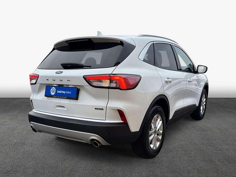 Gebraucht Ford Kuga Titanium 224 PS (164 kW) 2022 Weiß SUV