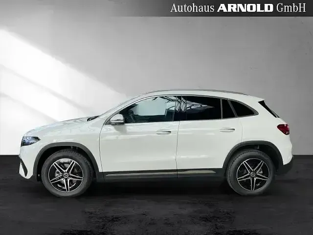 Gebraucht Mercedes EQA250 AMG 139 kW (190 PS) 2023 Polarweiß SUV