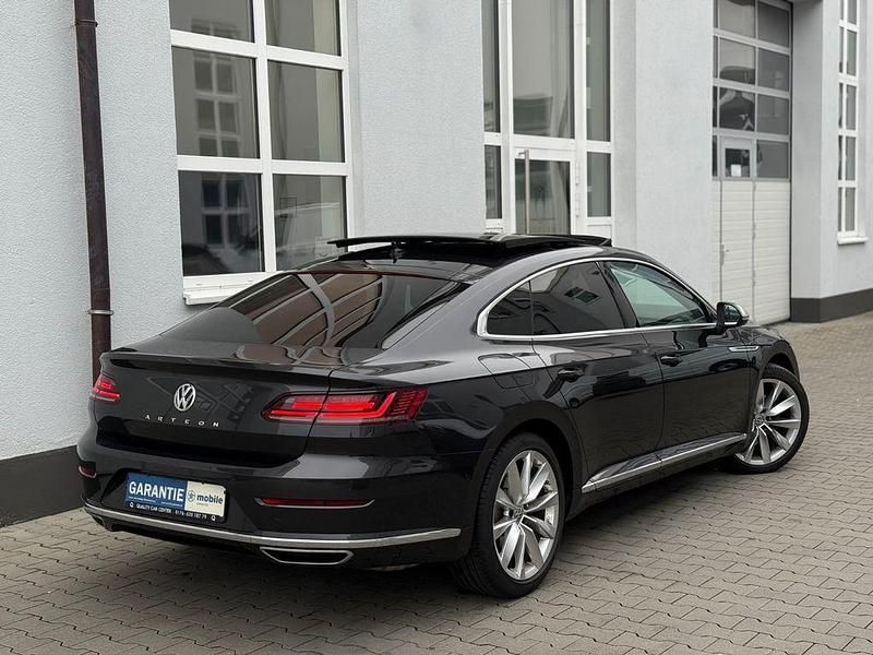 Gebraucht VW Arteon Elegance 190 PS (139 kW) 2018 Grau Kleinwagen