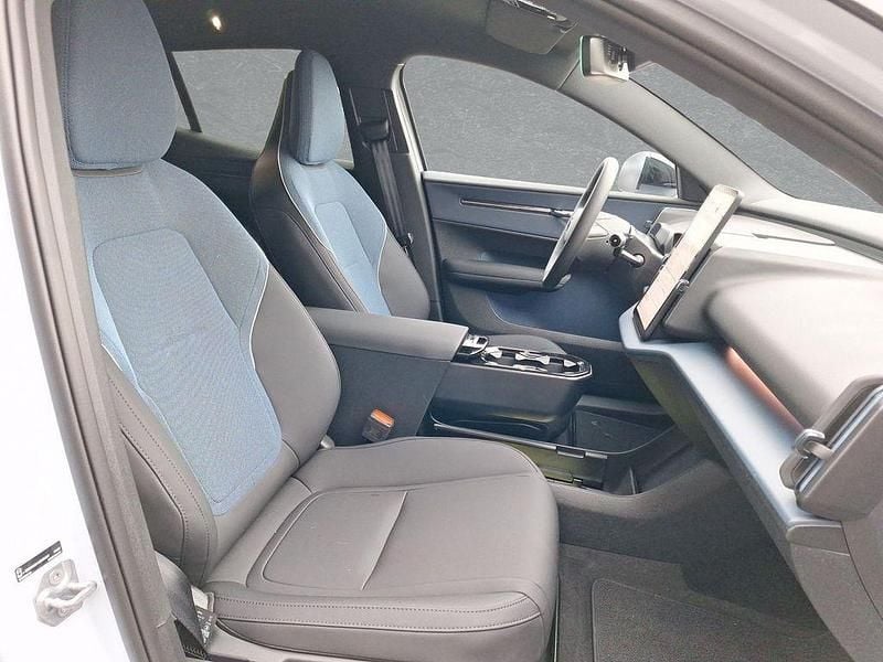 Gebraucht Volvo EX30 Plus 200 kW (272 PS) 2025 Blau SUV