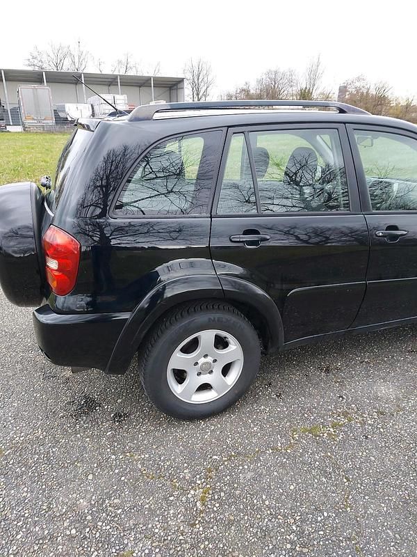 Gebraucht Toyota RAV4 115 PS (84 kW) 2005 Schwarz SUV