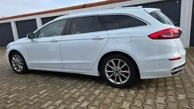 Gebraucht Ford Mondeo Titanium 205 PS (150 kW) 2019 Weiß Limousine
