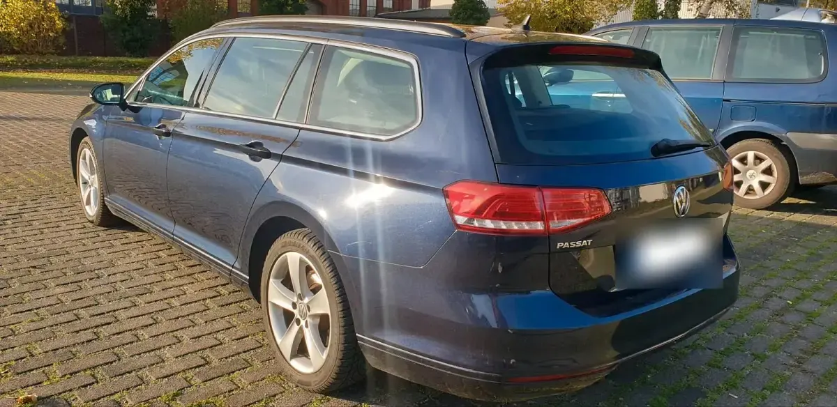 Gebraucht VW Passat 150 PS (110 kW) 2015 Blau Kombi