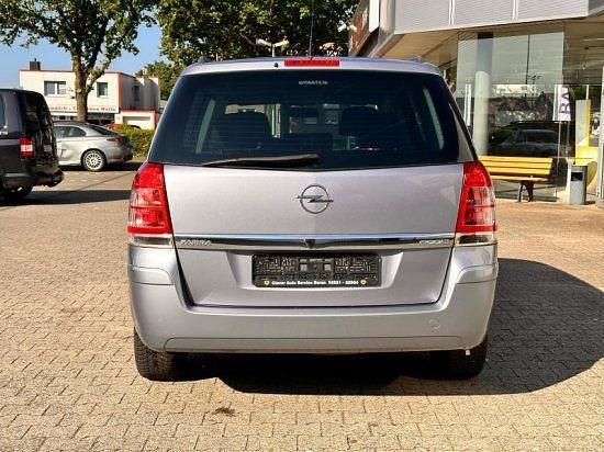 Gebraucht Opel Zafira S 116 PS (85 kW) 2011 Silber Van / Kleinbus