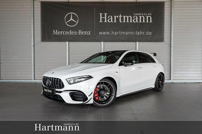 Weiß Gebraucht 2024 Mercedes A45 AMG AMG Limousine | 61.750 € (Teuer) - Bild 1/4