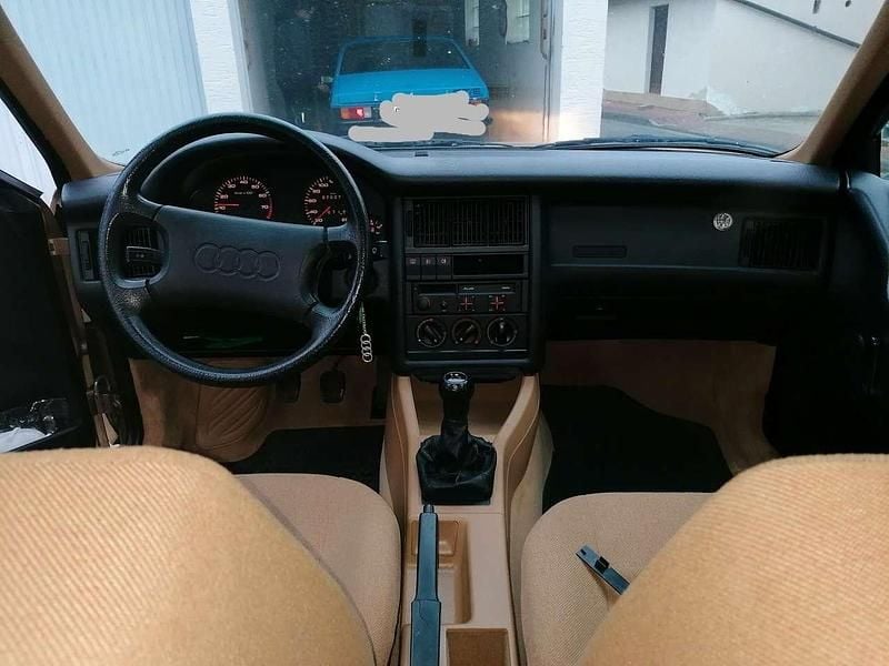 Beige Gebraucht 1988 Audi 80 Limousine | 7.200 € - Bild 1/4