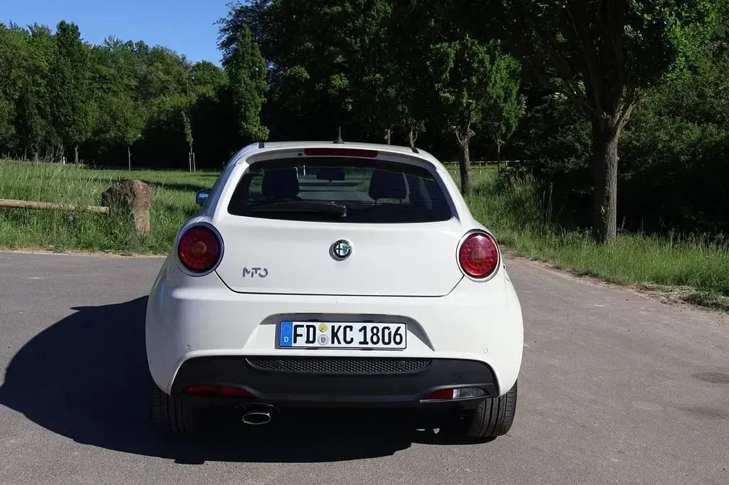 Gebraucht Alfa Romeo MiTo Turismo 105 PS (77 kW) 2014 Weiß Kleinwagen