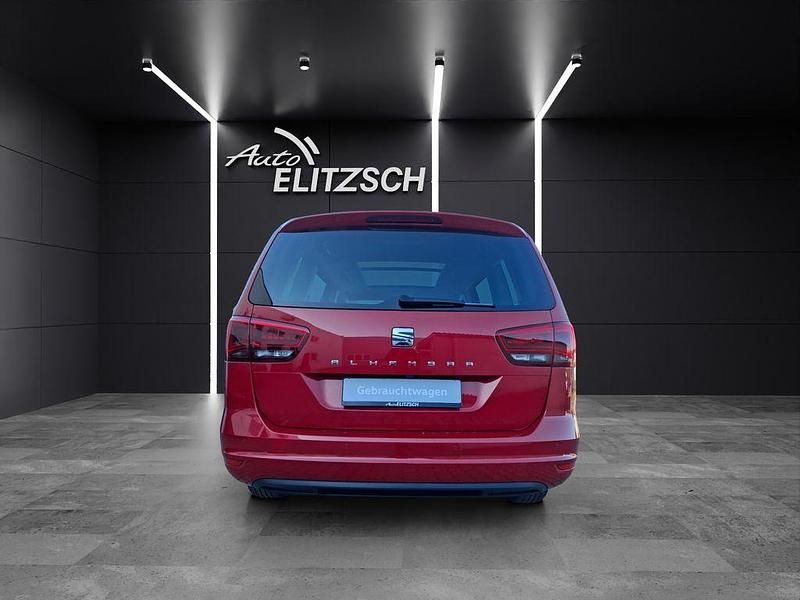 Gebraucht Seat Alhambra Style 150 PS (110 kW) 2021 "romance" rot Van / Kleinbus