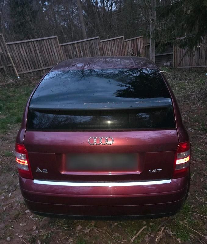 Gebraucht Audi A2 75 PS (55 kW) 2002 Rot Kleinwagen