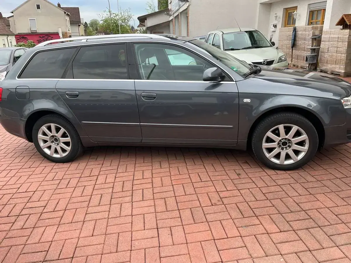 Gebraucht Audi A4 140 PS (102 kW) 2006 Delfingrau metallic Kombi