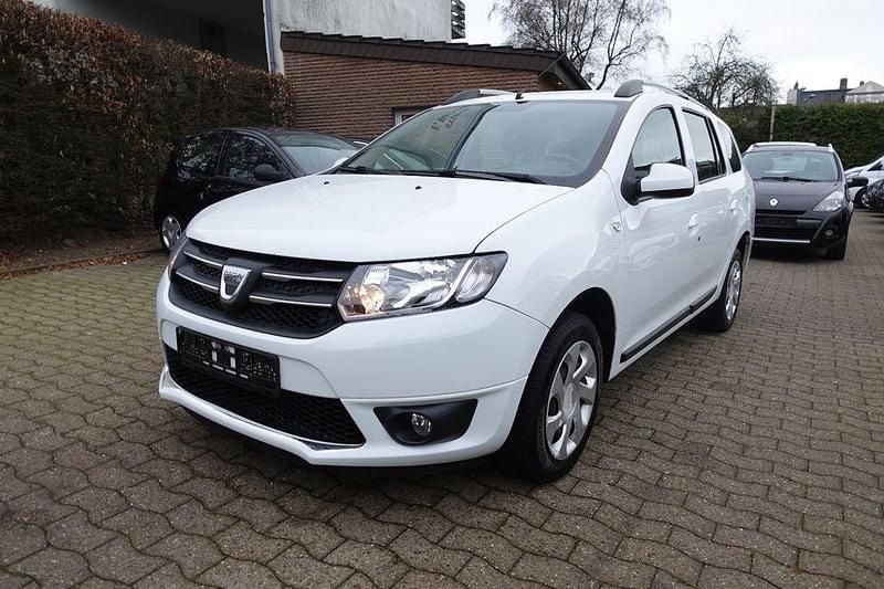 Weiß Gebraucht 2014 Dacia Logan MCV Lauréate Kombi | 3.300 € (Guter Preis) - Bild 1/4