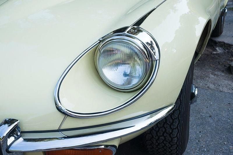 Usata Jaguar E-Type 197 CV (144 kW) 1973 Giallo Cabrio