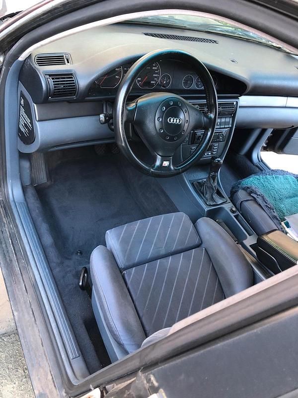 Brugt Audi A6 180 HK (132 kW) 1997 Blå Stationcar