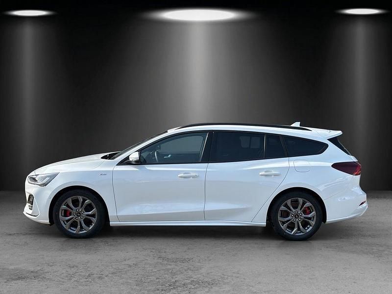 Neu Ford Focus ST-Line 125 PS (91 kW) 2026 Frostweiß Kombi