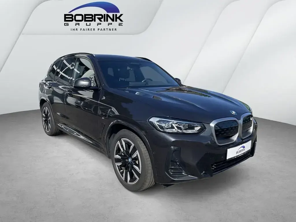 Gebraucht BMW iX3 Sport Line 210 kW (286 PS) 2023 Grau SUV