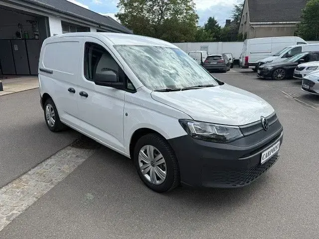 Gebraucht VW Caddy 102 PS (75 kW) 2022 Weiß Van / Kleinbus