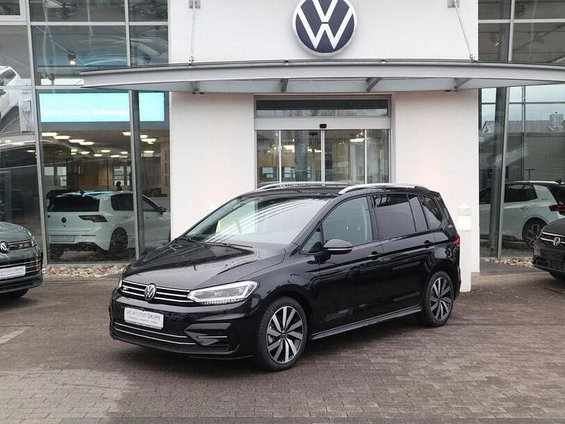 Gebraucht VW Touran Goal 150 PS (110 kW) 2025 Deep black perleffekt Van / Kleinbus