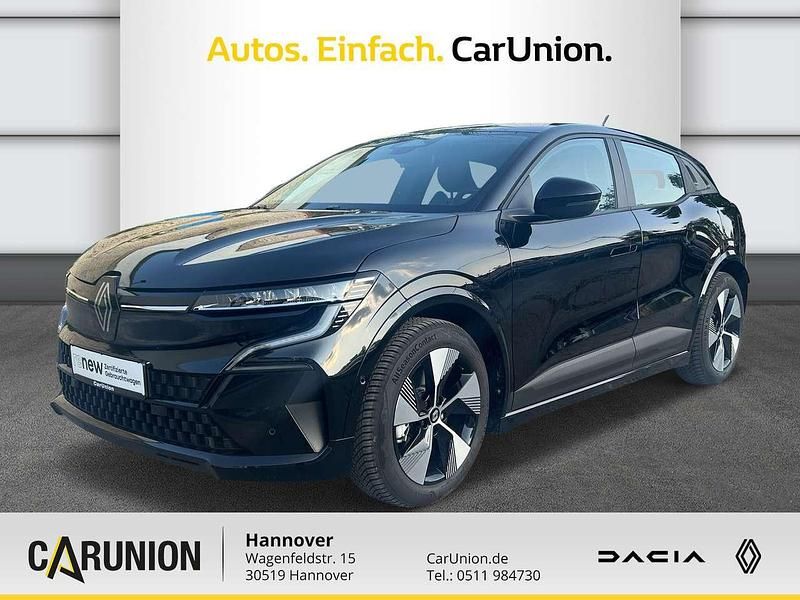 Blackpearlschwarz (schwarz) Gebraucht 2023 Renault Mégane Evolution Limousine | 33.975 € (Etwas zu teuer) - Bild 1/4