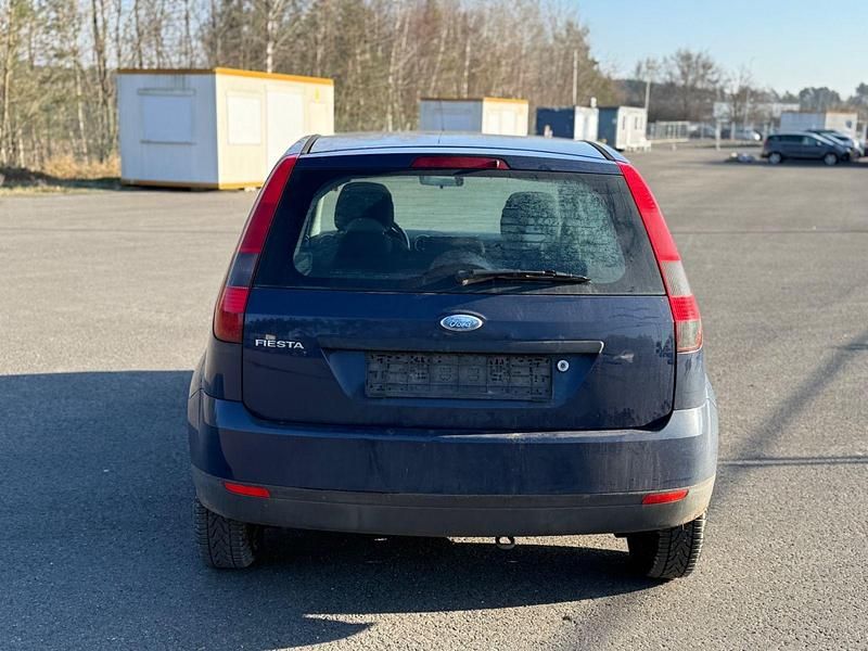 Gebraucht Ford Fiesta 60 PS (44 kW) 2002 Blau Kleinwagen