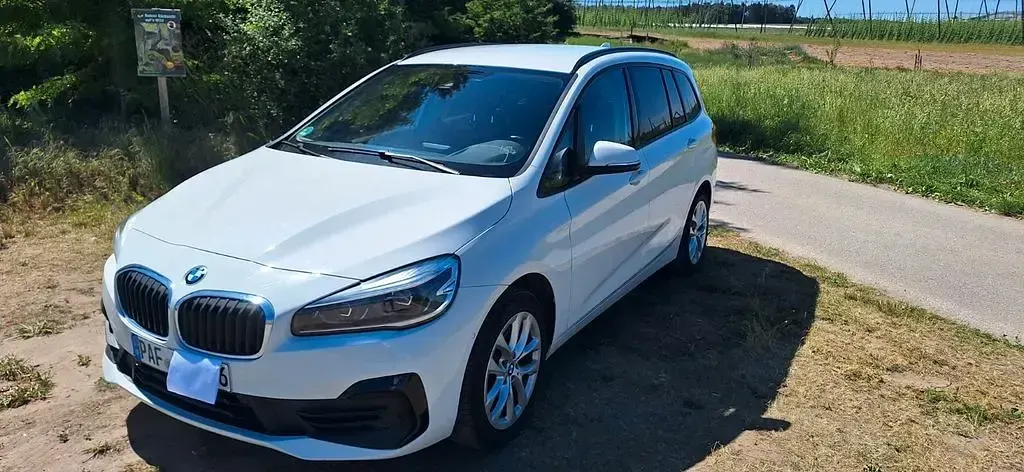 Gebraucht BMW 218 150 PS (110 kW) 2019 Weiß Kombi