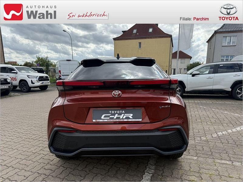 Neu Toyota C-HR 223 PS (164 kW) 2025 Grau SUV