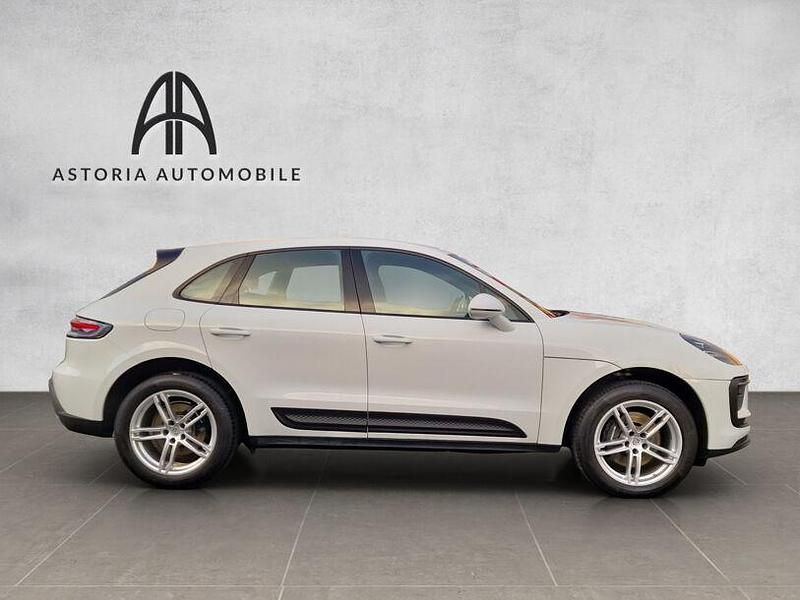 Gebraucht Porsche Macan 265 PS (194 kW) 2022 Weiã SUV