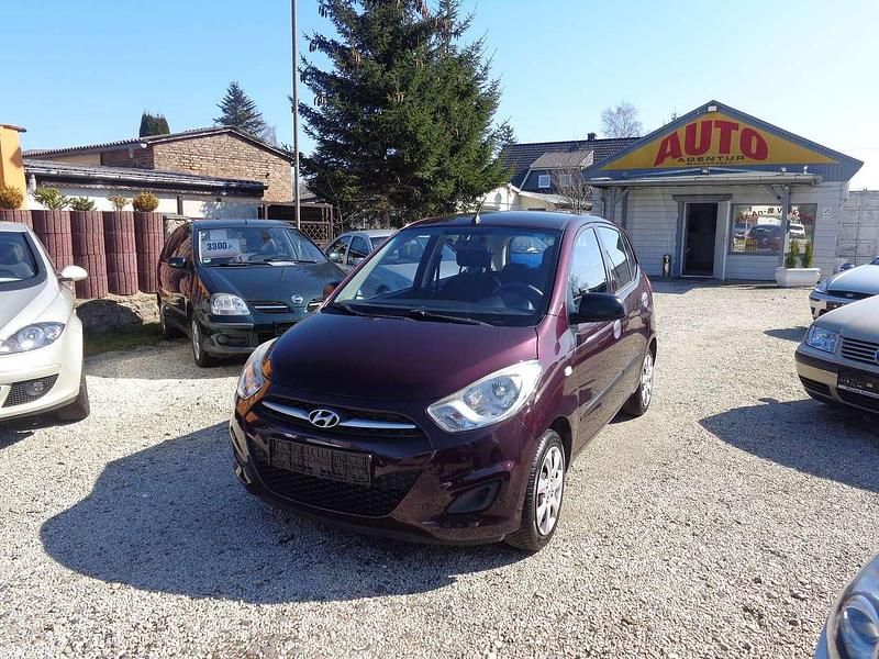 Rot Gebraucht 2012 Hyundai i10 Style Kleinwagen | 3.900 € (Fairer Preis) - Bild 1/4