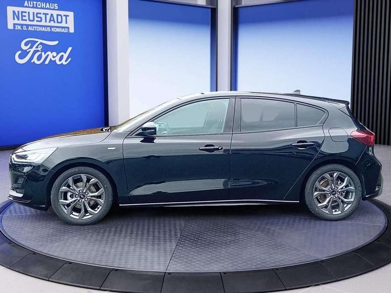 Neu Ford Focus ST-Line X 125 PS (91 kW) 2025 Agate black metallic Limousine