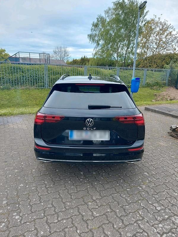 Gebraucht VW Golf VIII Style 150 PS (110 kW) 2021 Schwarz Kombi