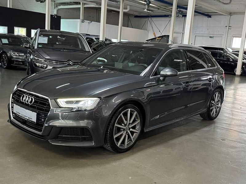 Grau Gebraucht 2016 Audi A3 Sportback Competition Limousine | 19.900 € (Etwas zu teuer) - Bild 1/4