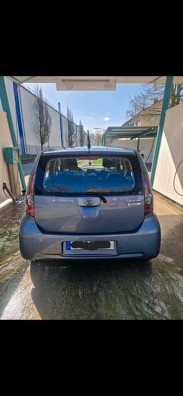 Gebraucht Daihatsu Sirion 87 PS (63 kW) 2007 Grau Kleinwagen