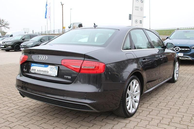 Gebraucht Audi A4 Ambition 170 PS (125 kW) 2014 Grau Limousine