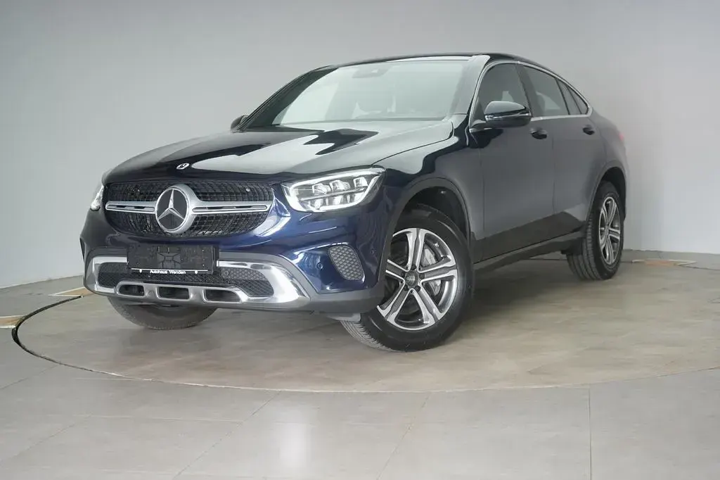 Gebraucht Mercedes GLC300de 306 PS (225 kW) 2021 Schwarz SUV
